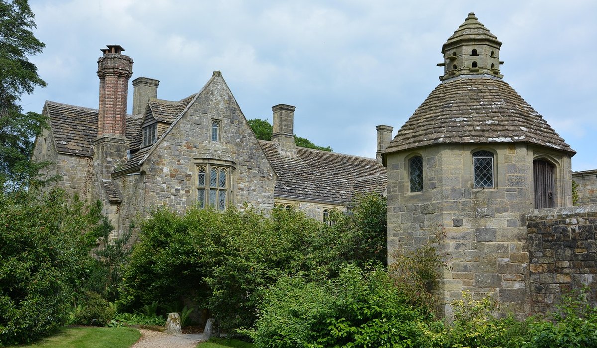 The Cottage Meadow